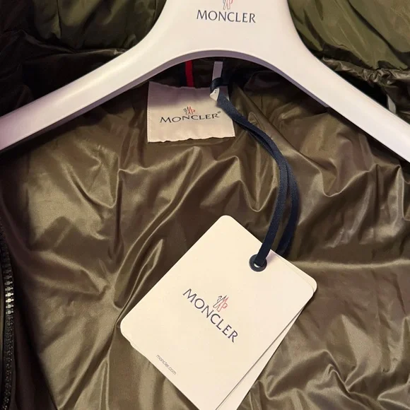 Moncler Green Sirli Hooded Zip Up Short Down Puffer Coat Jacket Size 3 Large - Picture 4 of 15